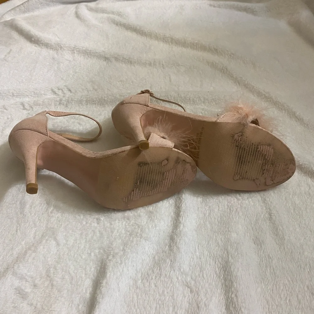 Blush suede strap sandal. - Picture 2 of 4